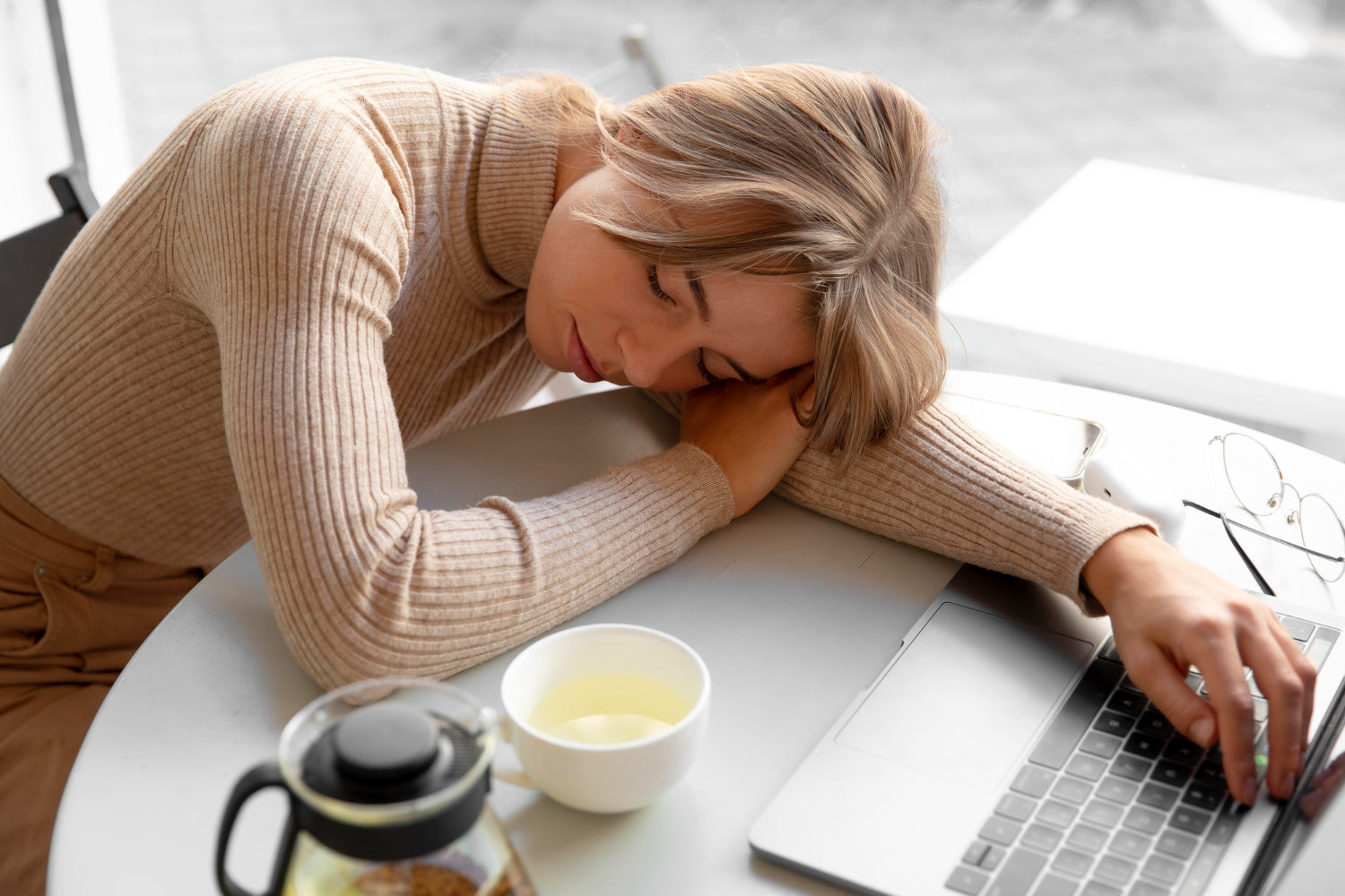 Cambio di stagione e stanchezza: come affrontarlo con energia e difese